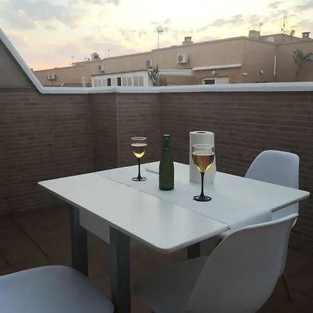 شقة Atico Amplio Y Luminoso Zona Centro Garaje Solo Si Esta Disponible *